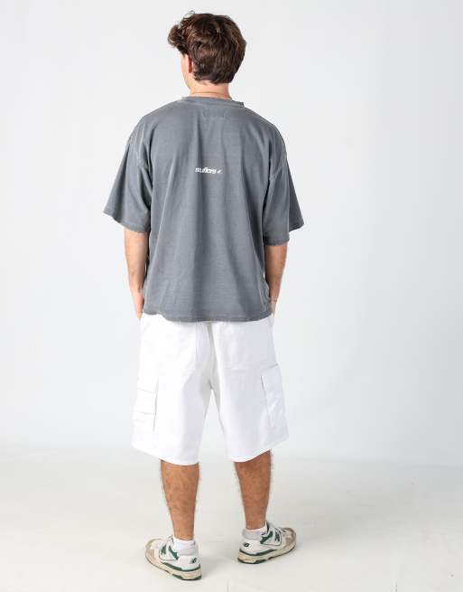 Vintage Wrangler 38x23 canvas cargo shorts in cream, 3 of 4