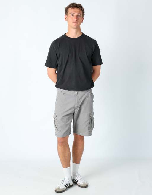 Vintage Wrangler 38x23 canvas cargo shorts in grey, 2 of 4