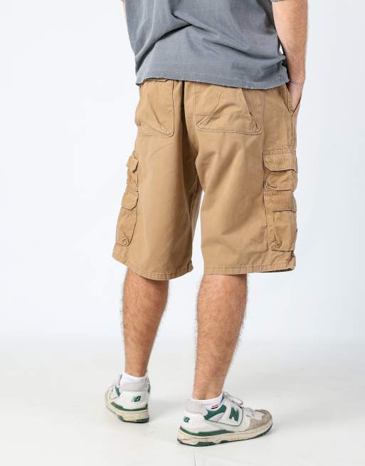 Vintage Wrangler 38x24 canvas cargo shorts in tan, 4 of 4