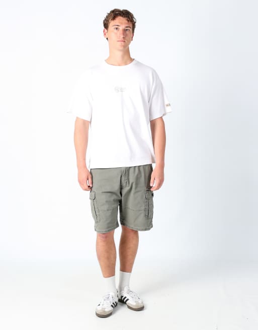 Vintage Wrangler 40x21 canvas cargo shorts khaki green
