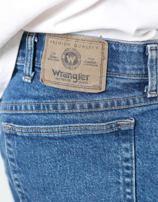 Vintage Wrangler 40x23 denim jorts shorts in navy blue, 4 of 4