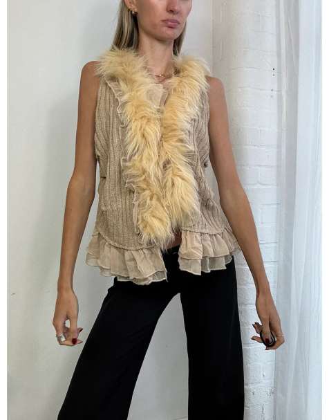 Vintage Y2K knitted gilet faux fur trim size m in cream - view 1