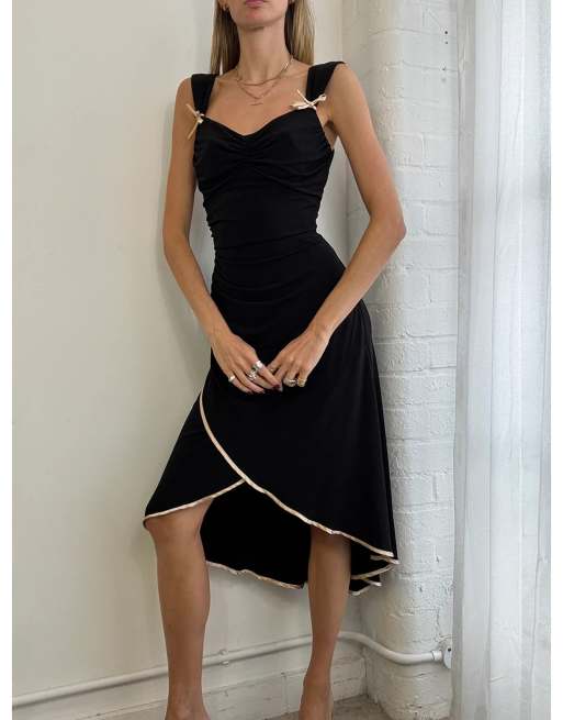 Vintage Y2K midi dress with waterfall hem size s in black