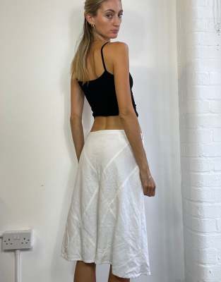 Thumbnail 2 of 4