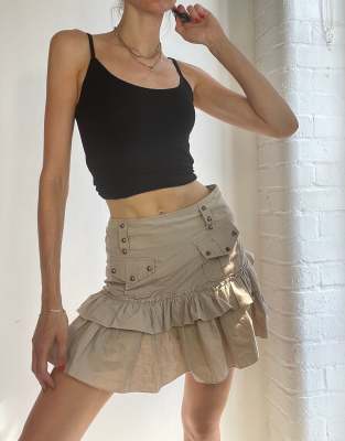Vintage Y2K Mini Skirt Ruffled in Beige