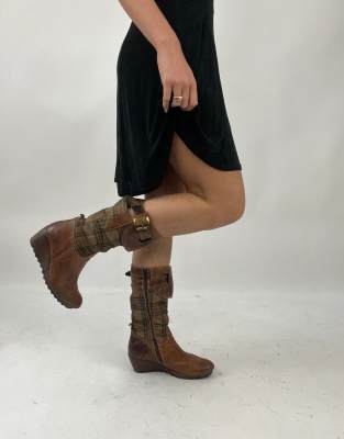 Thumbnail 4 of 4