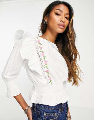 Violet Romance Floral Embroidered Crop Top In White | ModeSens