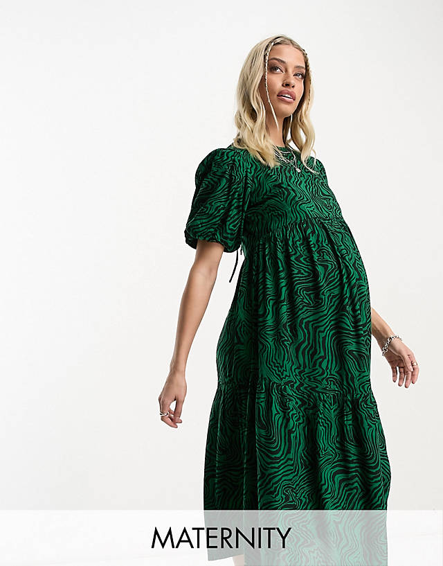 Violet Romance Maternity - puff sleeve midi dress in green animal print
