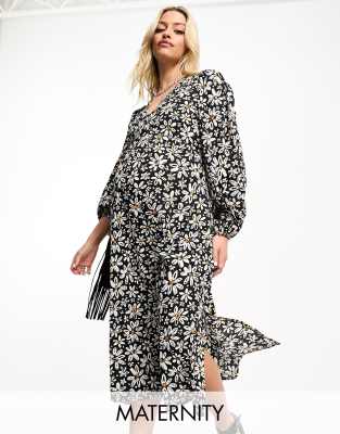 Violet Romance Maternity Violet Romance Maternity smock midi dress in monochrome floral print-Black