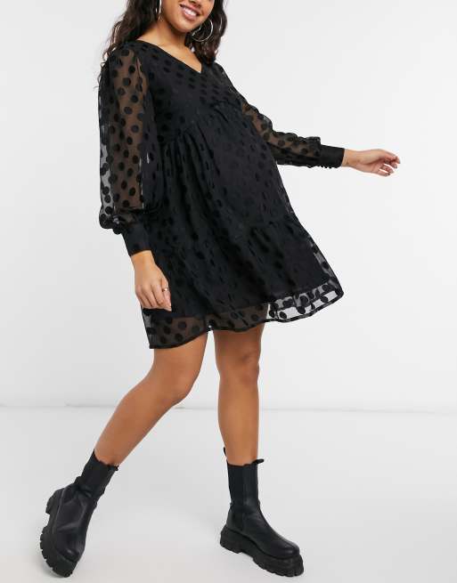 Violet Romance Maternity - Vestito grembiule corto a rete a pois con allacciatura sul retro, 2 di 4