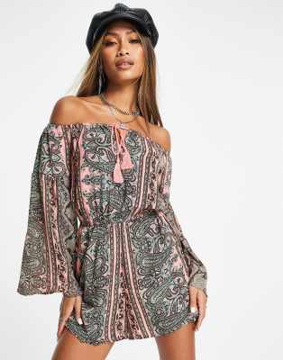 VIOLET ROMANCE Violet Romance off shoulder playsuit in mixed paisley print-Multi