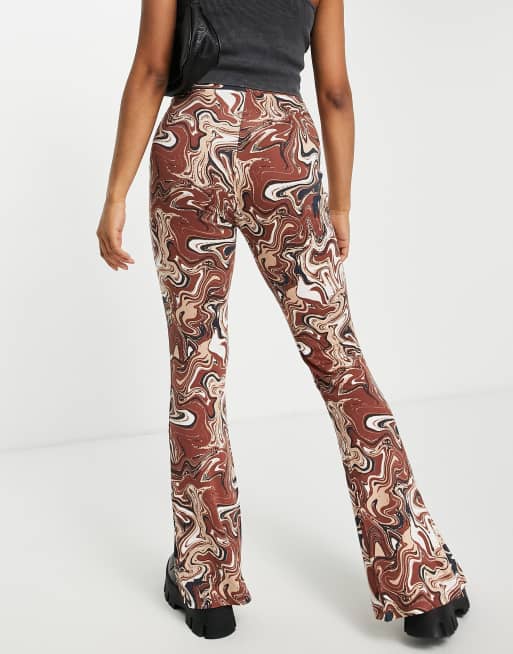 Violet Romance - Pantalon d'ensemble large en jersey à imprimé marbre, 2 de 4