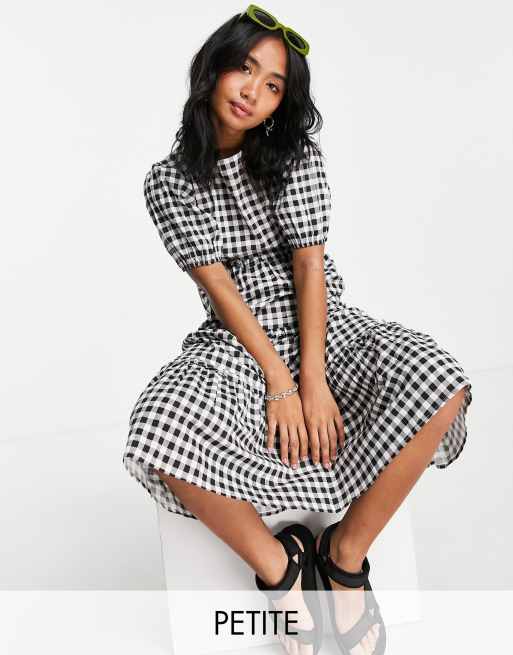 Violet Romance Petite - Vestito midi a balze aperto sul retro a quadretti