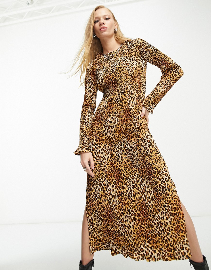 Violet Romance plisse midi dress in leopard print-Multi