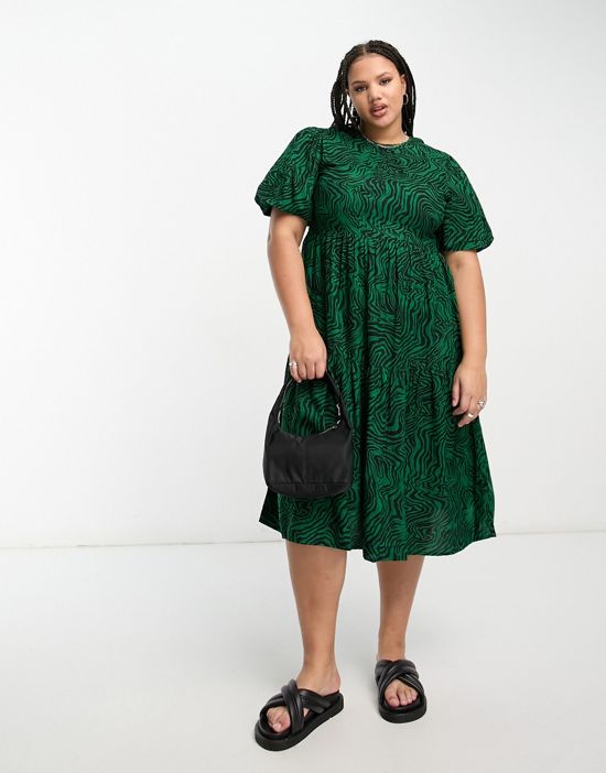 https://images.asos-media.com/products/violet-romance-plus-puff-sleeve-midi-dress-in-green-animal-print/203480735-1-greenblack?$n_550w$&wid=550&fit=constrain
