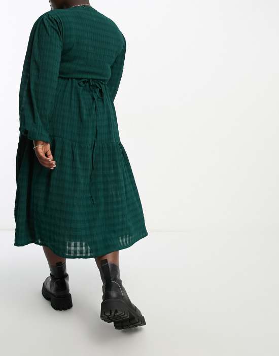 https://images.asos-media.com/products/violet-romance-plus-wrap-front-tiered-midaxi-dress-in-teal/203480353-2?$n_550w$&wid=550&fit=constrain