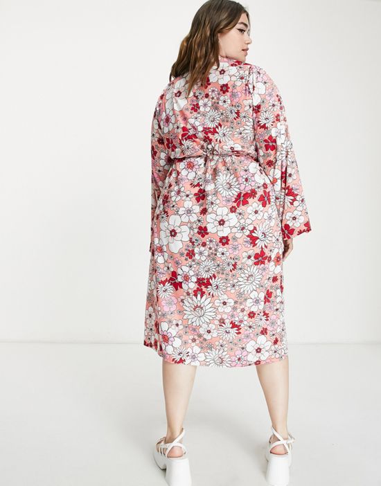https://images.asos-media.com/products/violet-romance-plus-wrap-midi-dress-in-floral-print/202358366-2?$n_550w$&wid=550&fit=constrain