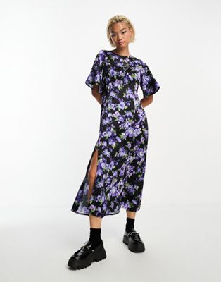 Violet Romance satin midaxi dress with flutter sleeves in blurred floral - ASOS Price Checker