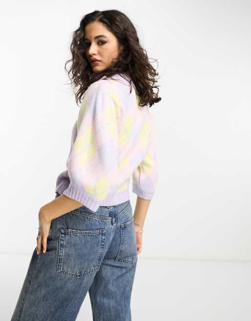 Violet Romance – Sweter o krótkim fasonie w pastelowe romby, 3 z 4
