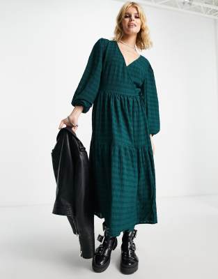 VIOLET ROMANCE Violet Romance wrap front tiered midaxi dress in teal-Blue