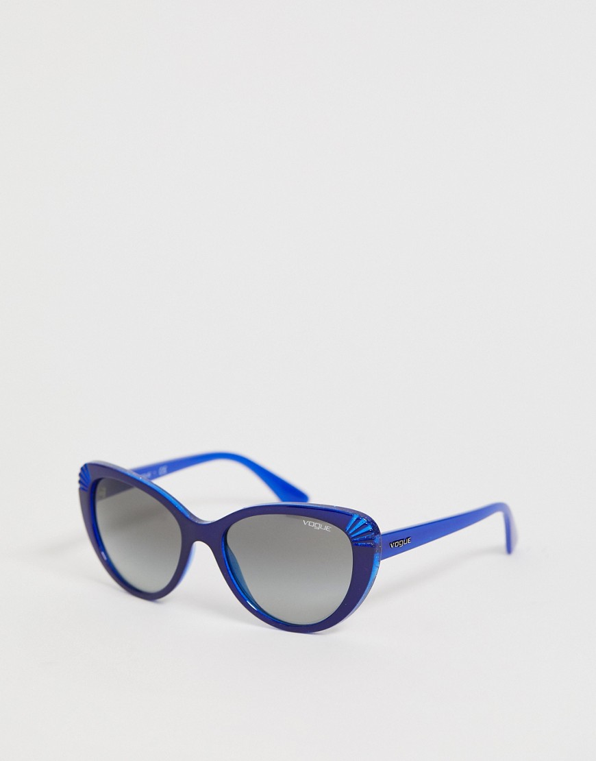 Vogue - Cat eye-zonnebril in blauw glitter