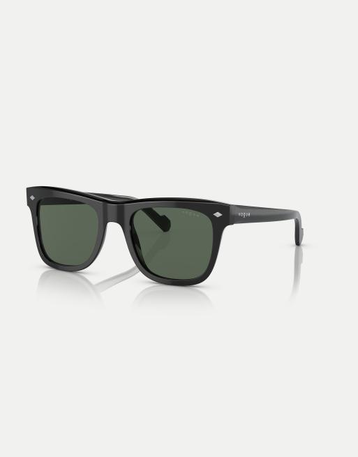 Vogue Eyewear – Eckige Sonnenbrille in Schwarz mit grünen Gläsern, 3 von 4