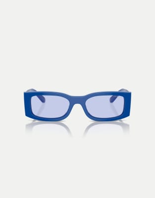 Vogue - Rechteckige Sonnenbrille in Vollblau mit lila Gläsern