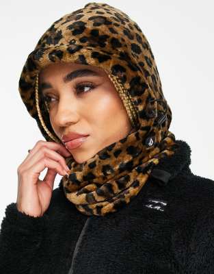 Volcom advent hood in leopard