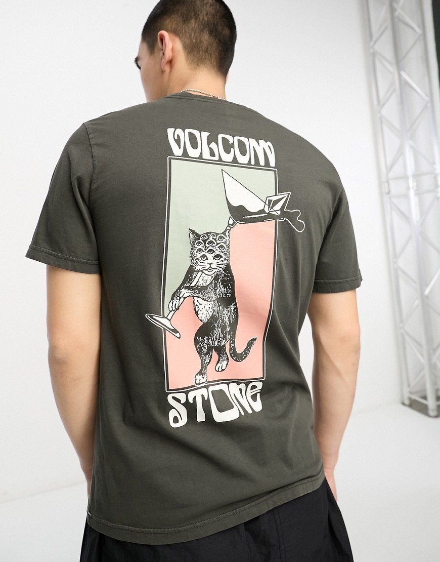 volcom - feline - svarttvättad t-shirt med tryck baktill-svart/a