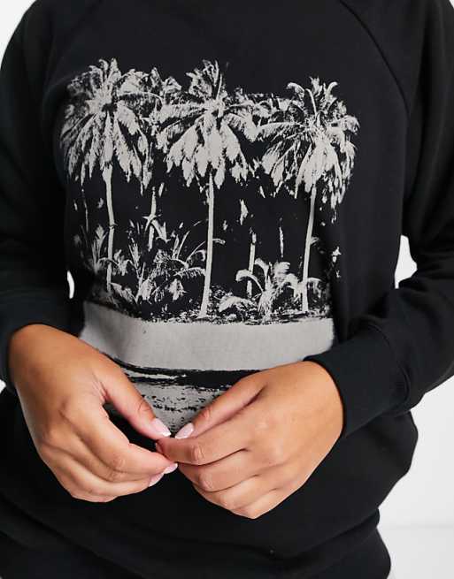 Volcom Coco Ho Boyfriend Sweatshirt Volcom Coco Ho Boyfriend Sweatshirt