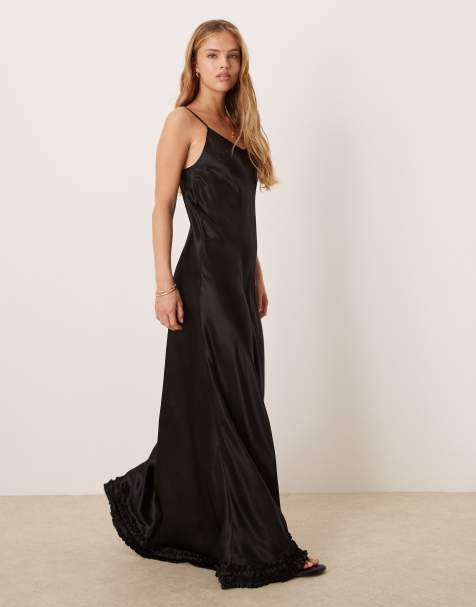 VRG GRL - Alber - Robe longue en satin avec ourlet volanté - Noir - view 1