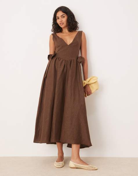 VRG GRL - Daphne - Linnen midi-jurk met ruches in chocoladebruin - view 1