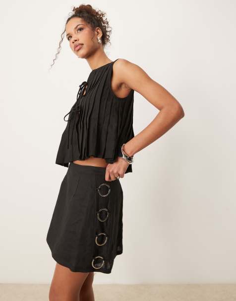 VRG GRL discoteca linen mini skirt in black