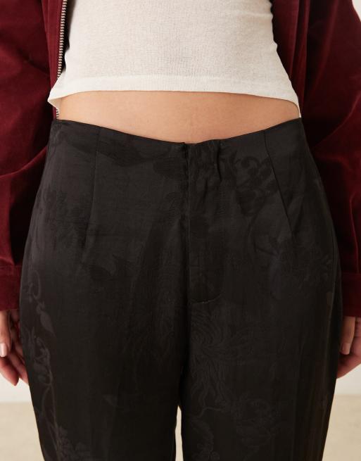 VRG GRL embroidered jacquard flared pants in black, 4 of 5