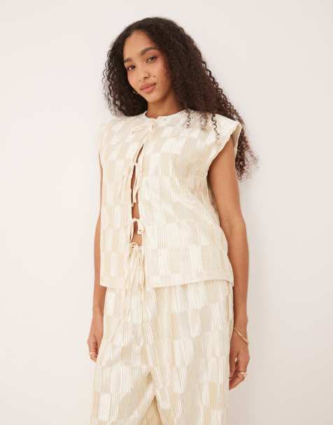 VRG GRL - Enni - Canotta stile grembiule plissé crema con allacciatura frontale in coordinato - view 1