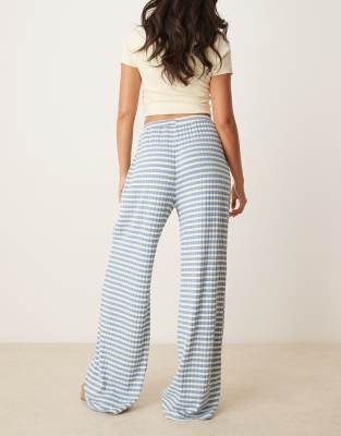 Vrg Grl Fara Striped Wide Leg Slinky Pants In Blue