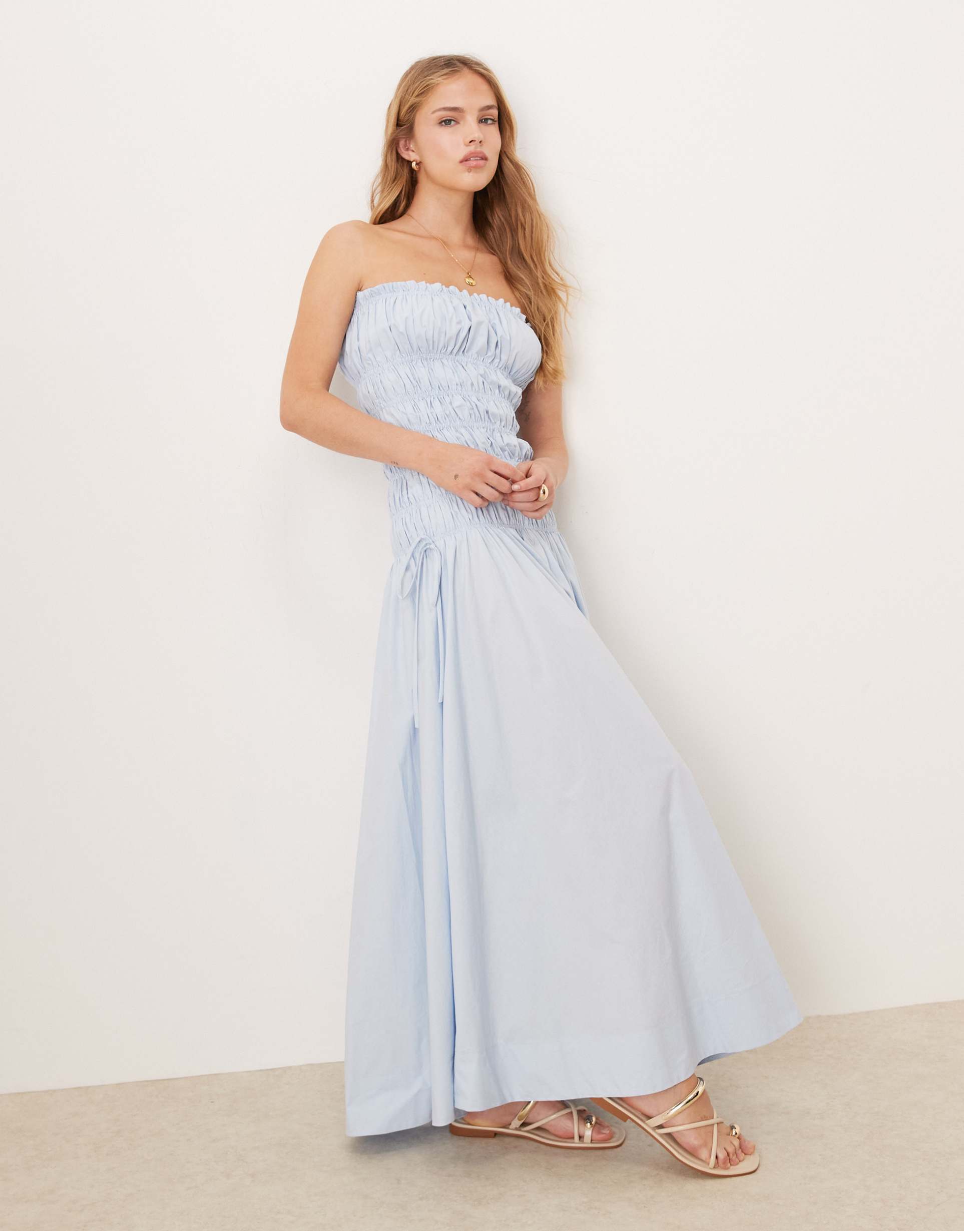 vrg grl isable shirred bust midaxi dress in blue