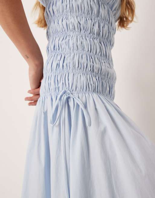 VRG GRL isable shirred bust midaxi dress in blue, 3 of 4