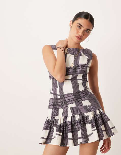 VRG GRL zak sketch print mini shift dress in blue and white - view 1