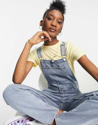 Джинсовые комбинезоны и костюмы  Asos Выбеленный джинсовый комбинезон из органического хлопка Monki Ciara-Голубой
