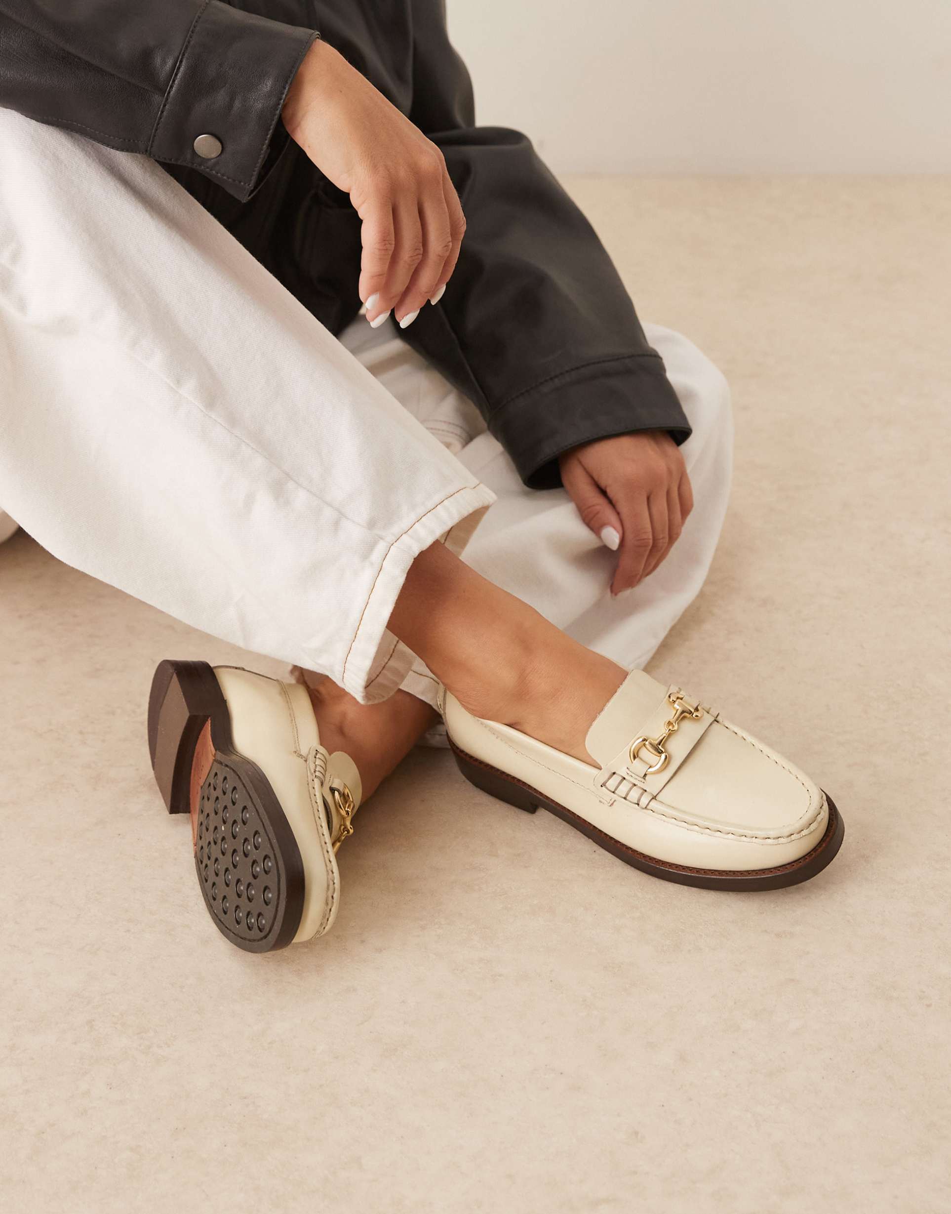 walk london dalston trim loafers in off white