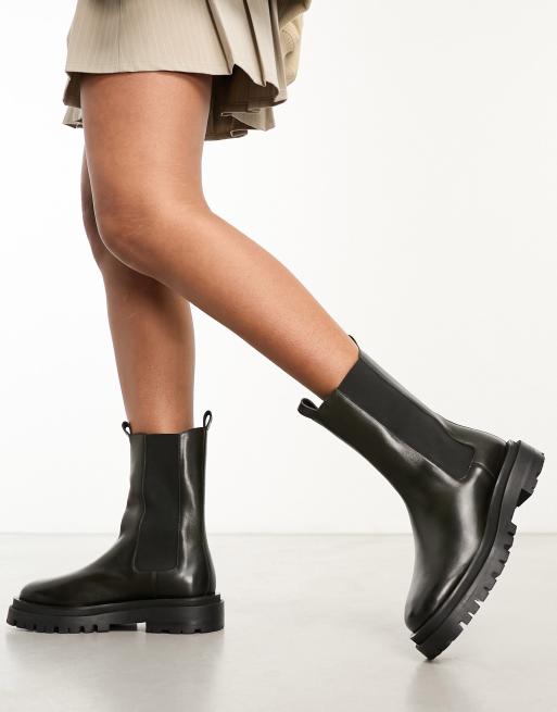 Walk London Dana chelsea boots in olive leather | ASOS