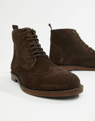 WALK London - Darcy - Brogue schoenen in bruin suède