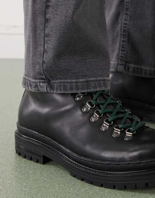 Walk London eagle hiker boots in black 