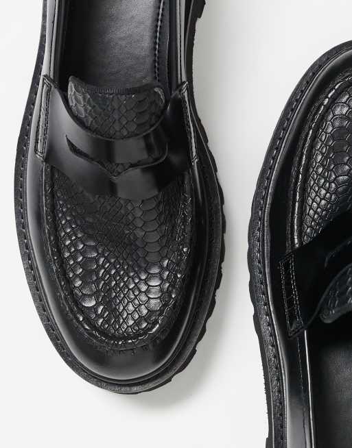 Walk London – Hopper – Czarne loafersy ze wzorem skóry krokodyla     , 3 z 5