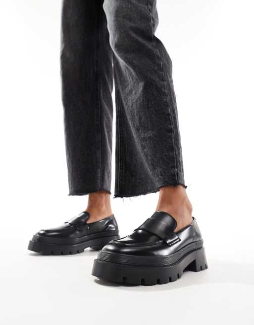 Walk London - Kate - Zadelloafers van glad leer in zwart