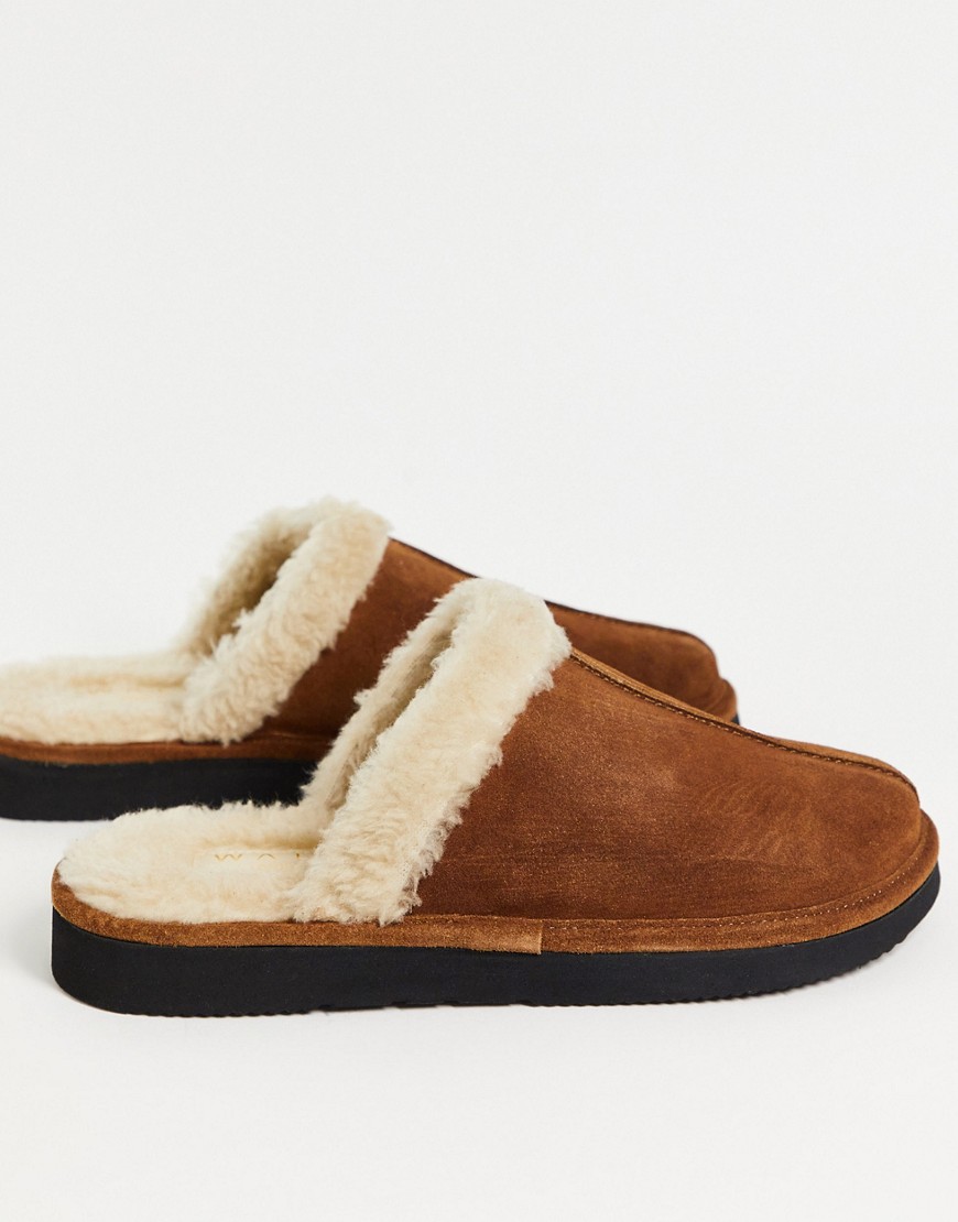 Walk London leyton sheepskin slippers in tan-Brown