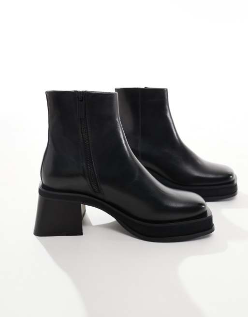 Walk London Lily inside zip boots in black leather, 2 of 4
