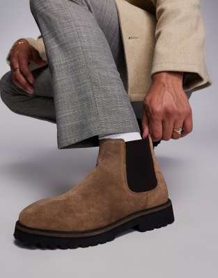 Mayfair chelsea boot in tan suede-Brown