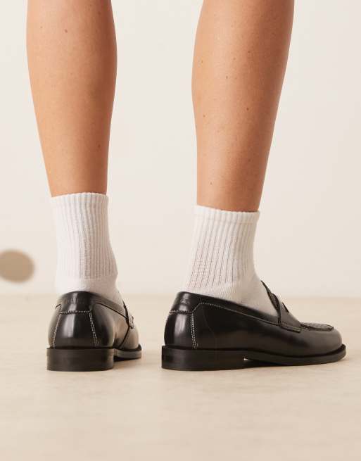 Walk London Rhea Croc penny loafers in black, 3 of 4